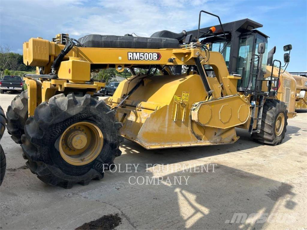 CAT RM500B Finitrici