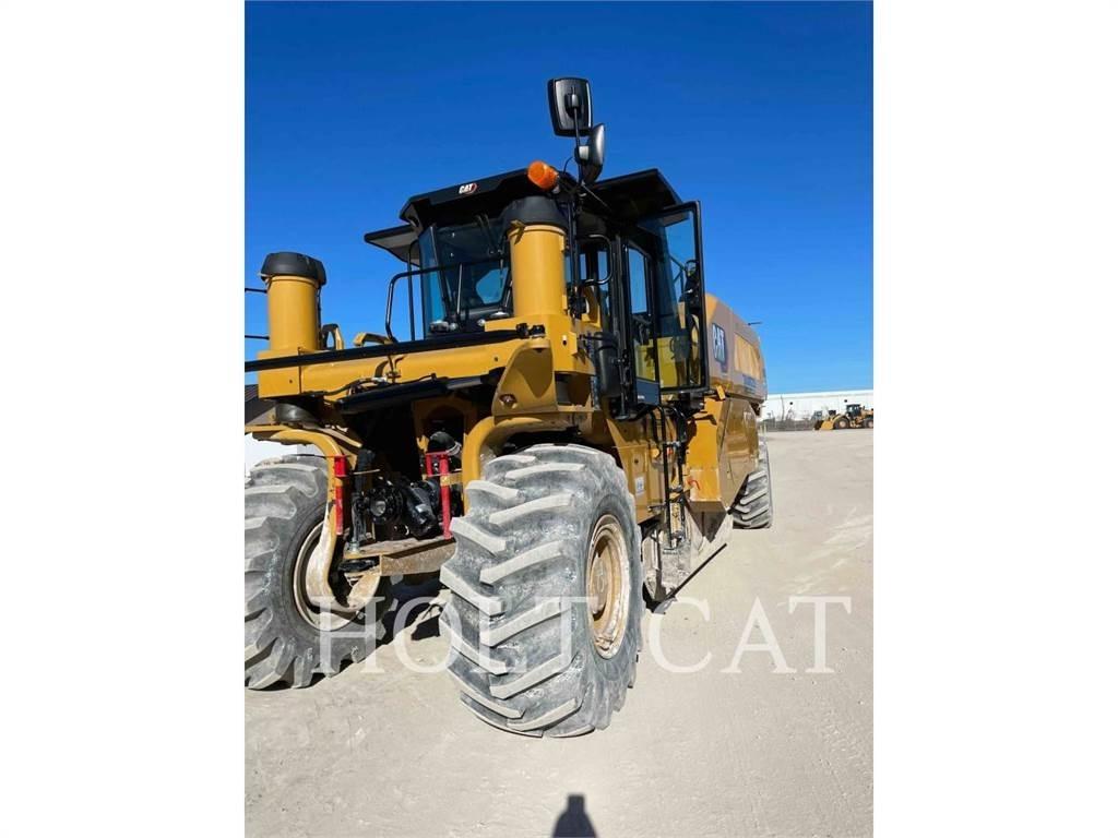 CAT RM600 CAB Riciclatori d'asfalto