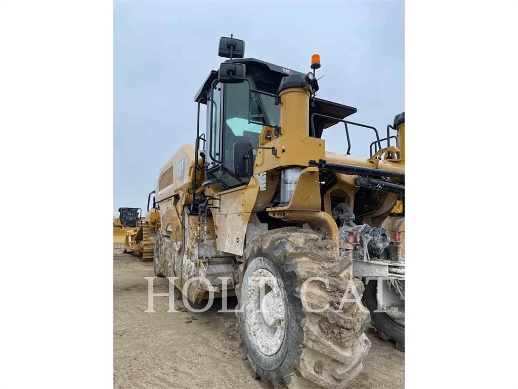 CAT RM600 CAB Riciclatori d'asfalto