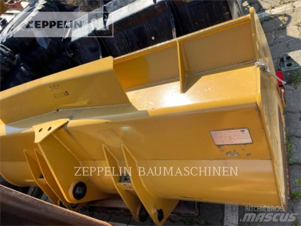 CAT SCHAUFEL CAT 918M Benne
