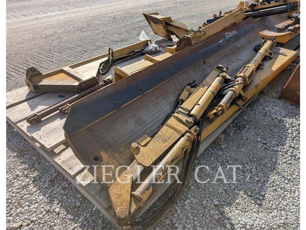 CAT SNOW WING Spazzaneve