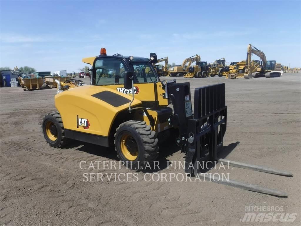 CAT TH255C Sollevatori telescopici
