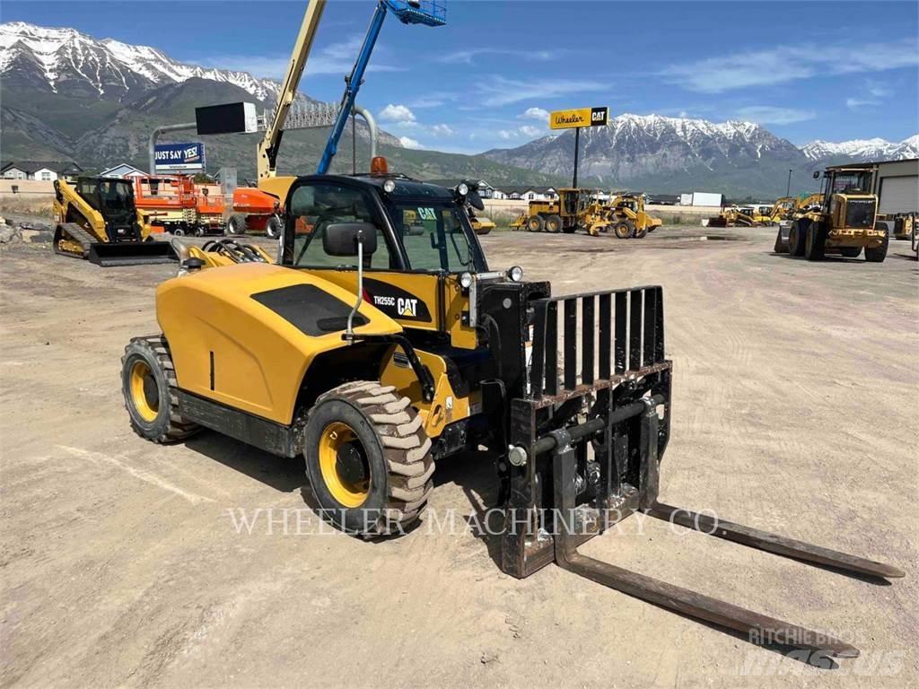 CAT TH255C CB Sollevatori telescopici