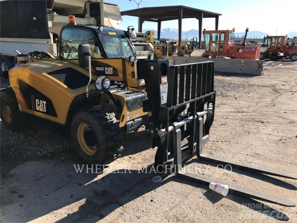 CAT TH255C CB Sollevatori telescopici