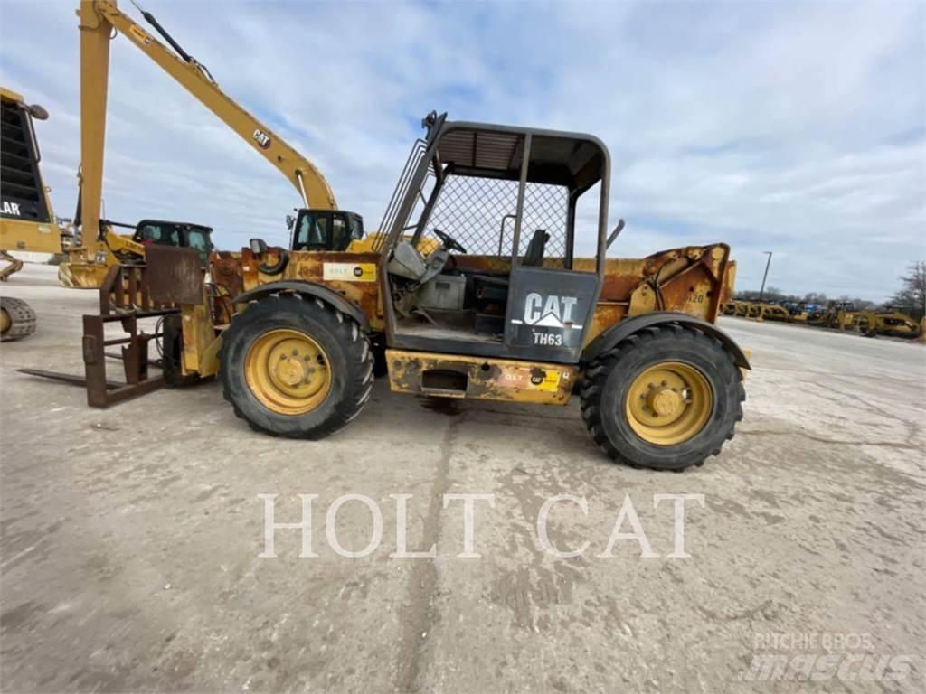 CAT TH63 Sollevatori telescopici