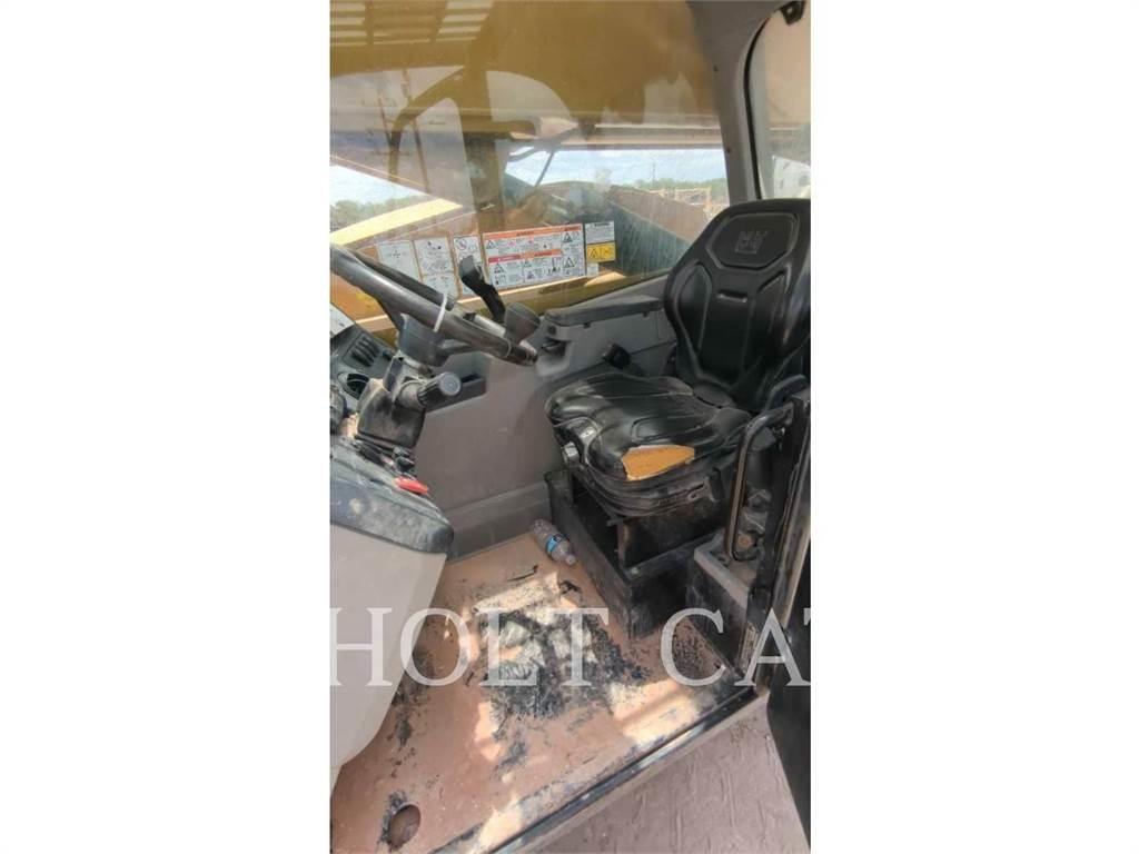 CAT TL1055 Sollevatori telescopici