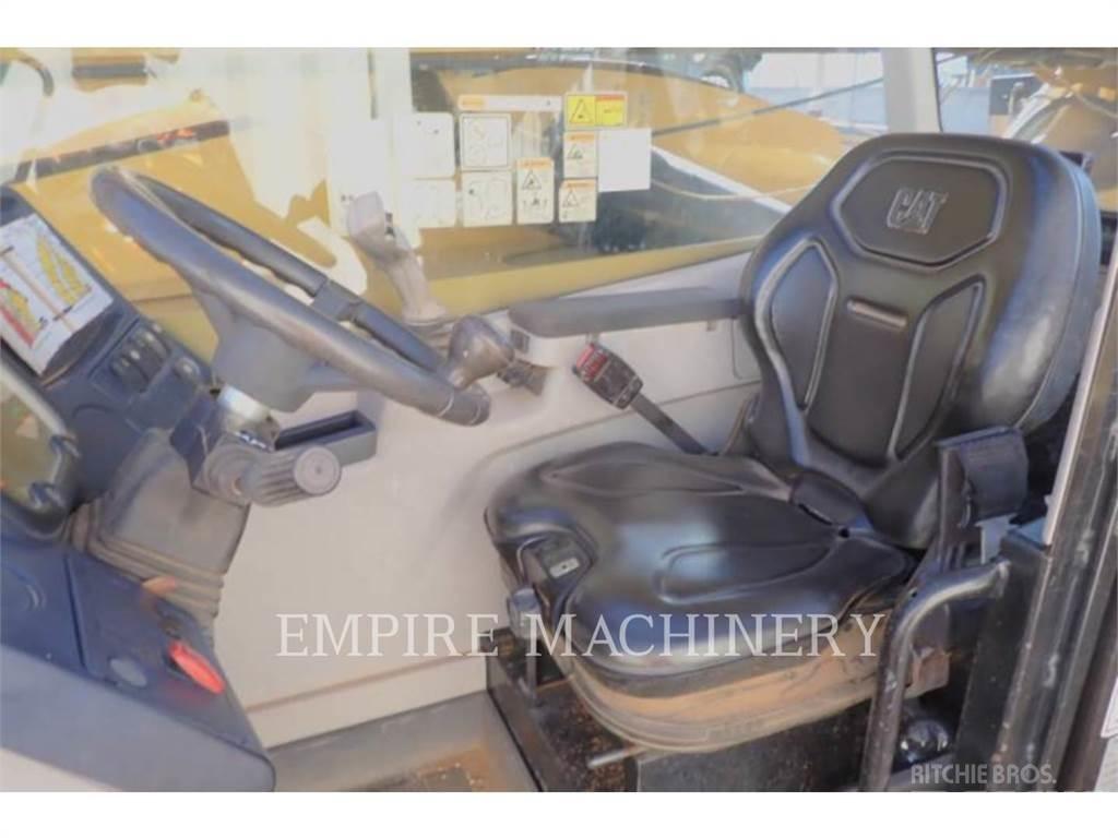 CAT TL1055D Sollevatori telescopici