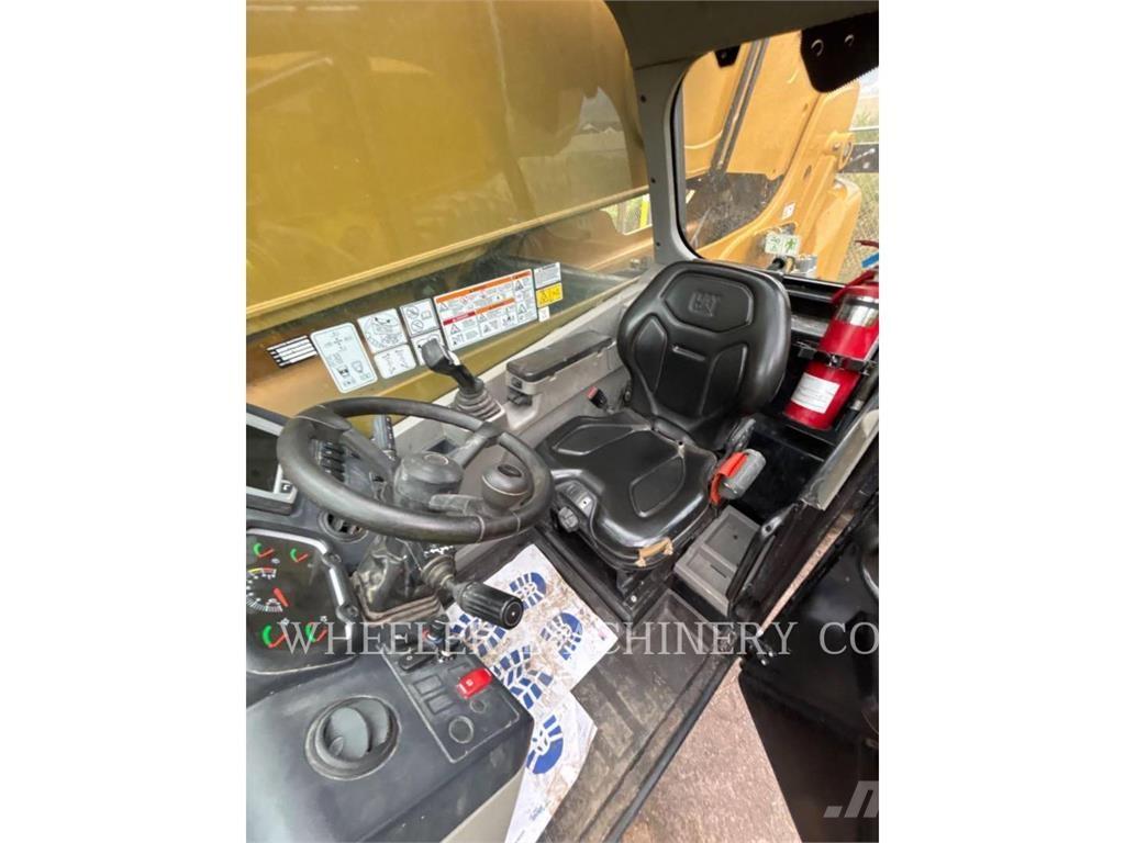 CAT TL1255-05 Sollevatori telescopici