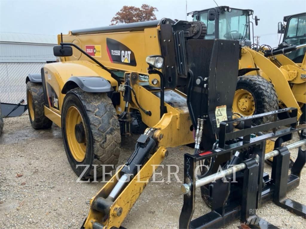 CAT TL1255D Sollevatori telescopici