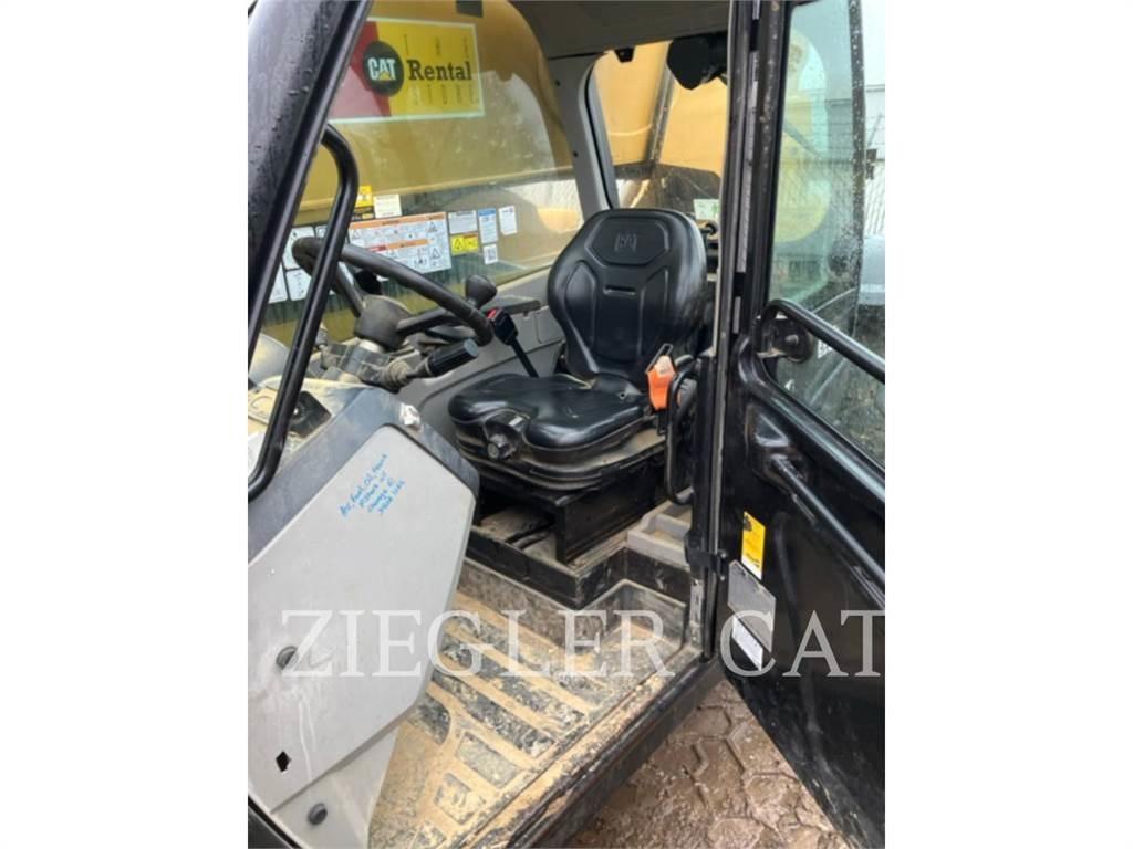 CAT TL1255D Sollevatori telescopici