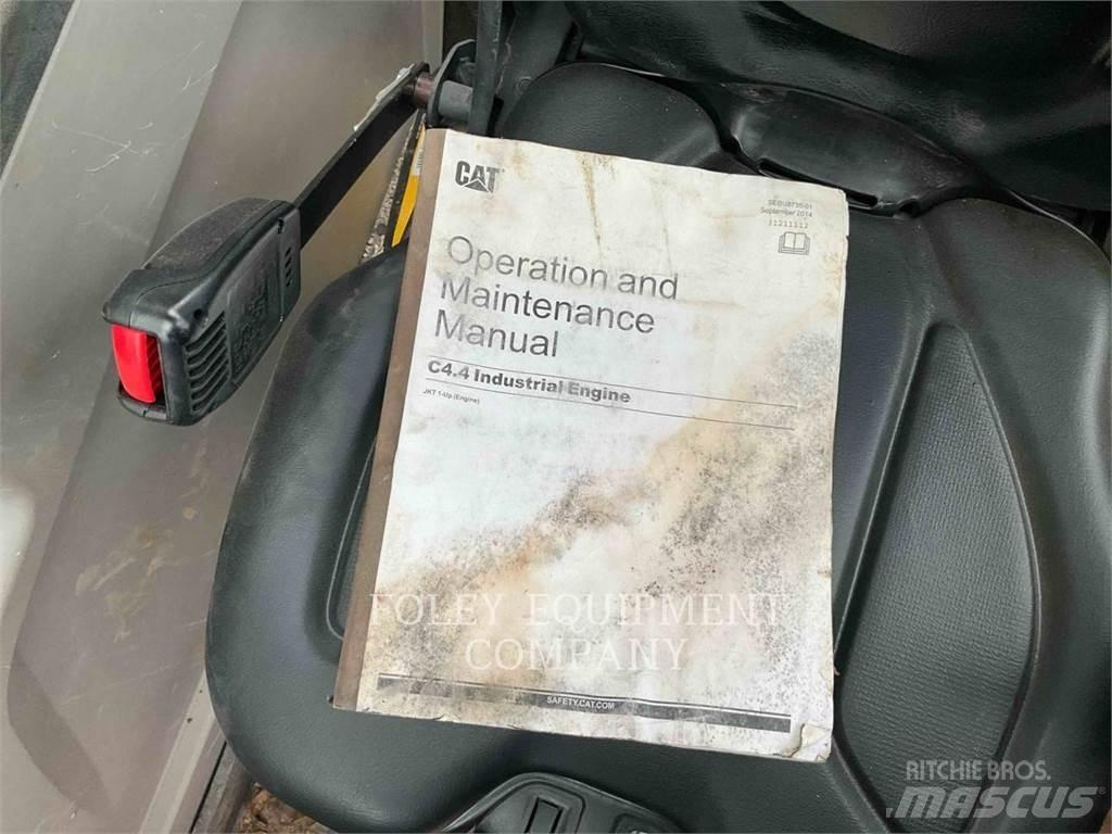 CAT TL1255D Sollevatori telescopici
