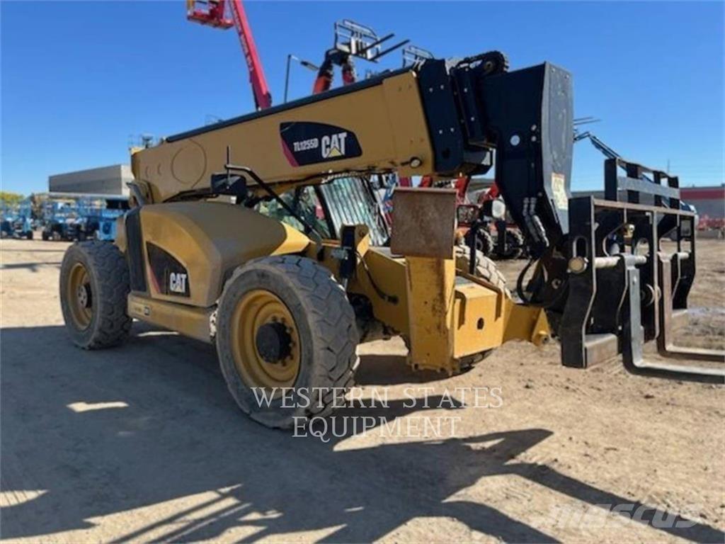 CAT TL1255D Sollevatori telescopici