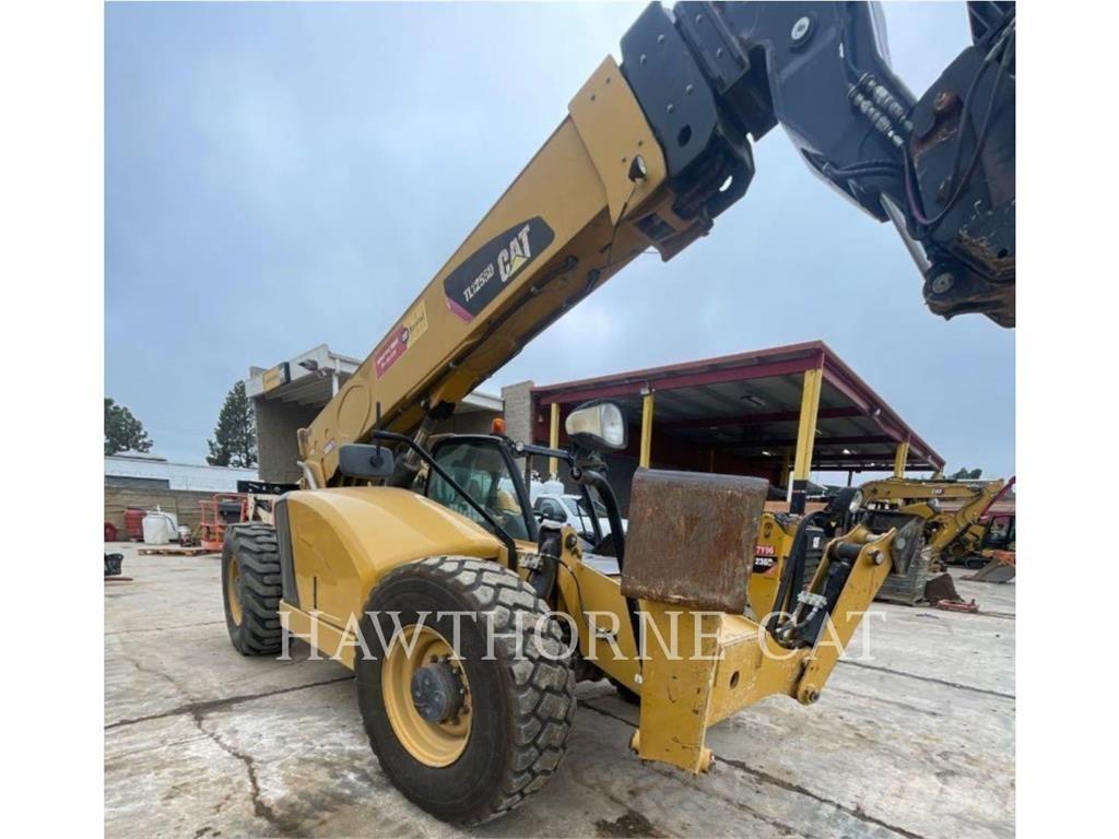 CAT TL1255D Sollevatori telescopici