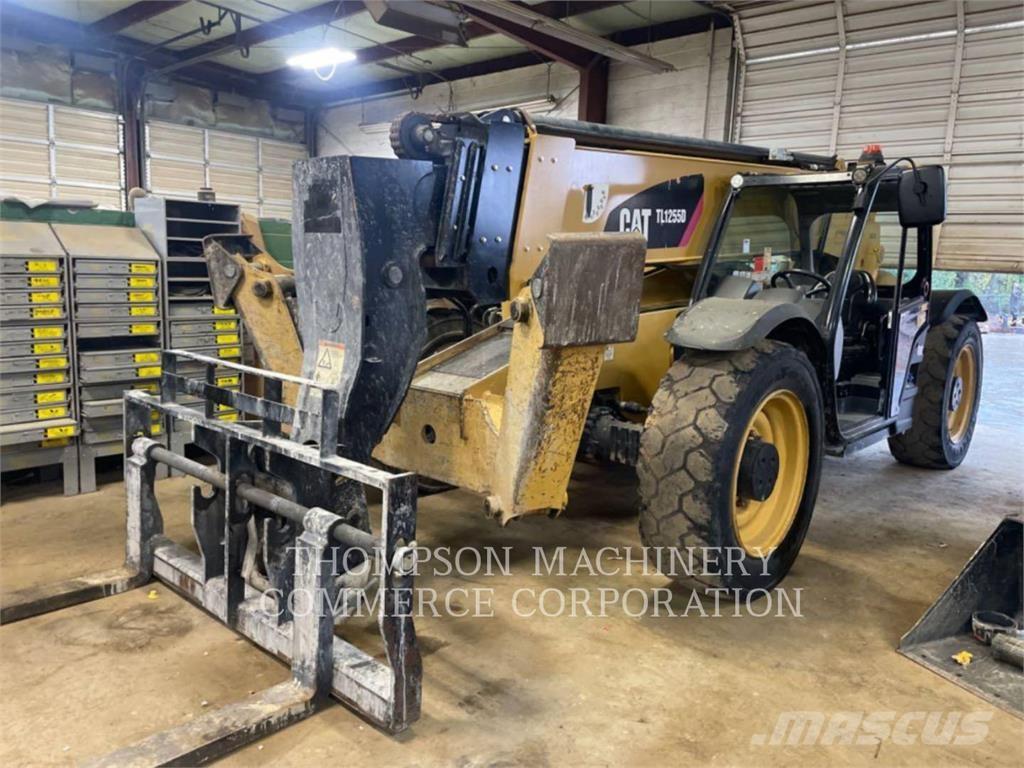 CAT TL1255D Sollevatori telescopici