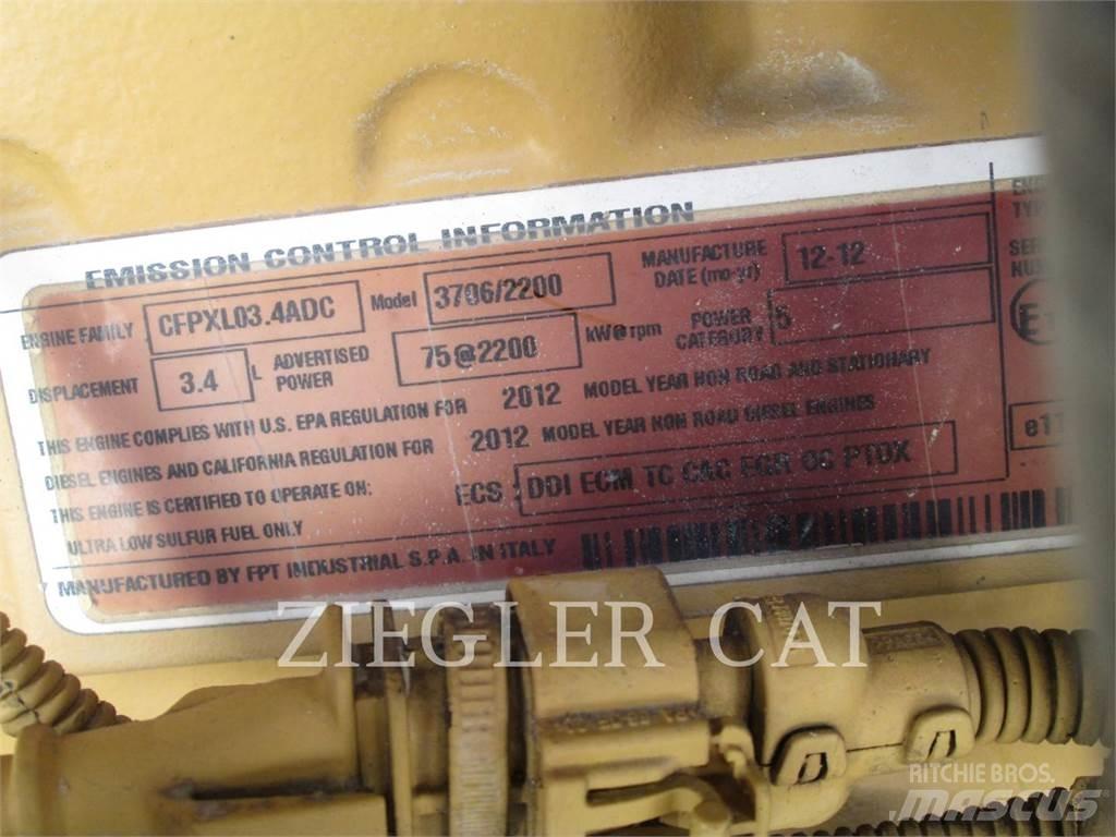 CAT TL642C Sollevatori telescopici