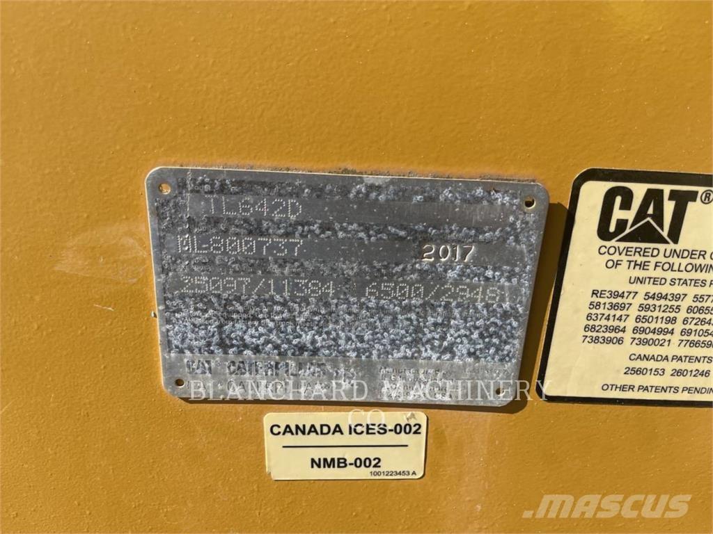 CAT TL642D Sollevatori telescopici