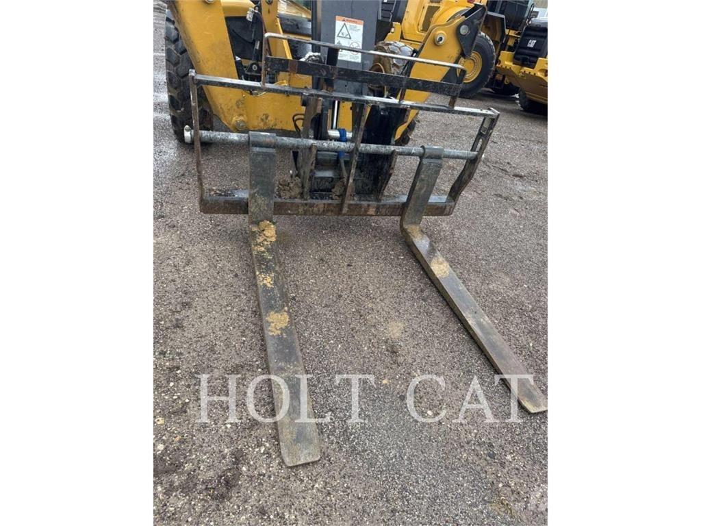 CAT TL943 Sollevatori telescopici