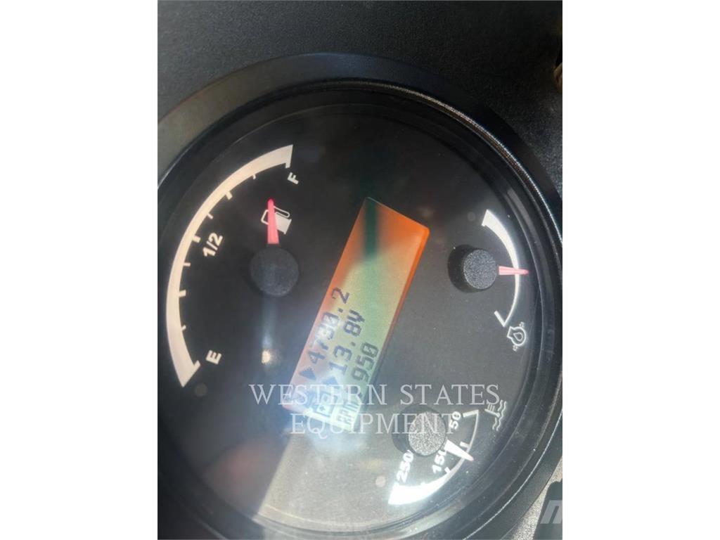 CAT TL943C Sollevatori telescopici