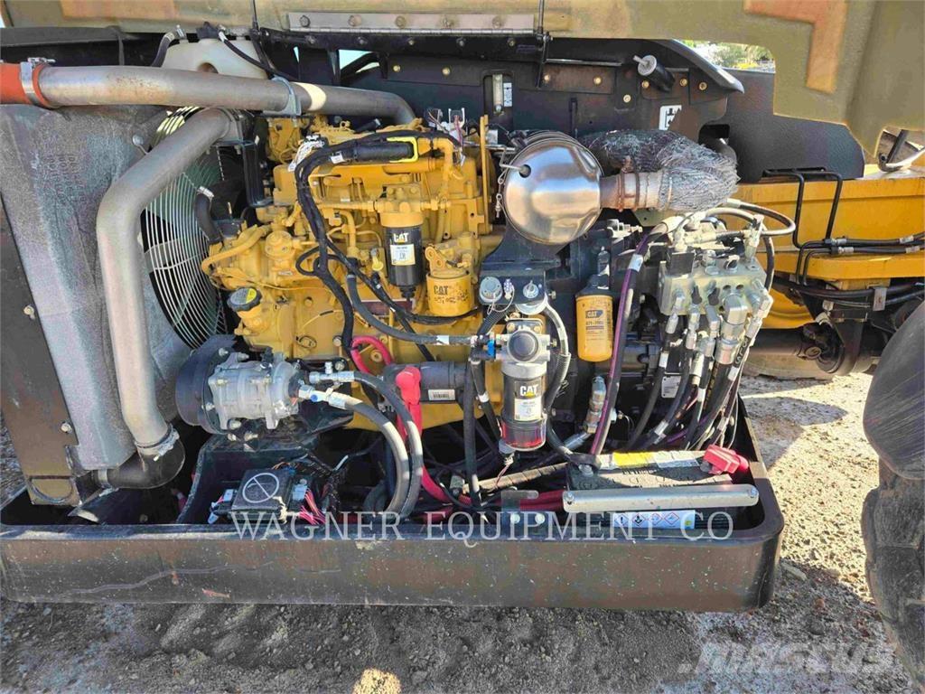 CAT TL943C Sollevatori telescopici