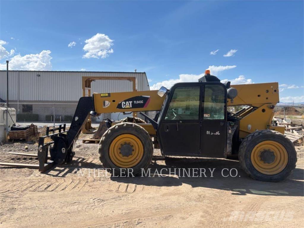 CAT TL943C CAB Sollevatori telescopici