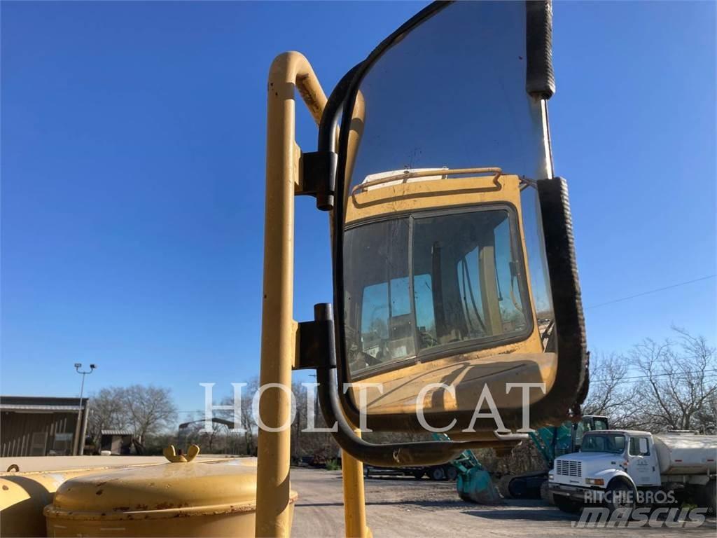 CAT W00 613C Ruspe