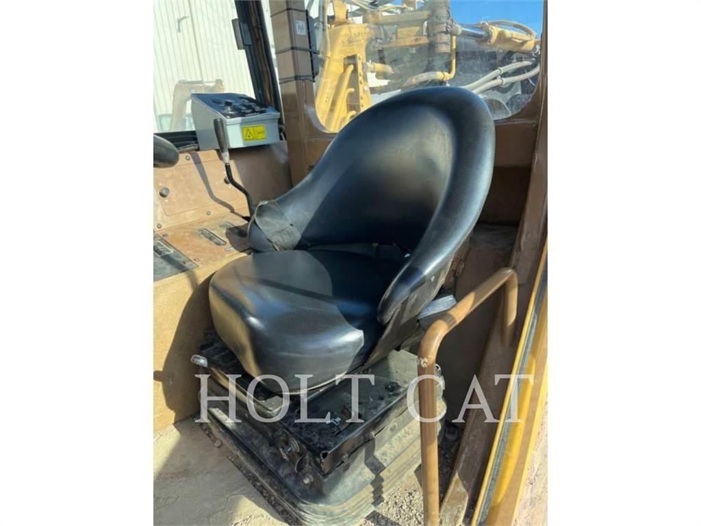 CAT W00 613C Ruspe