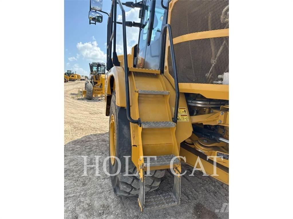 CAT W00 725 Cisterna