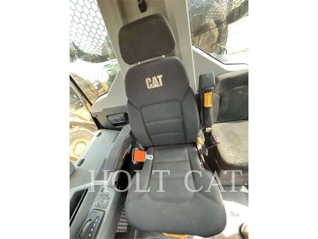 CAT W00 730 Cisterna