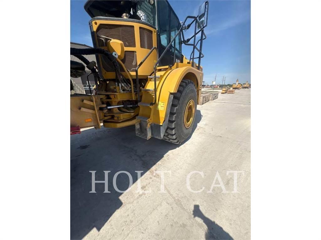 CAT W00 740GC Cisterna