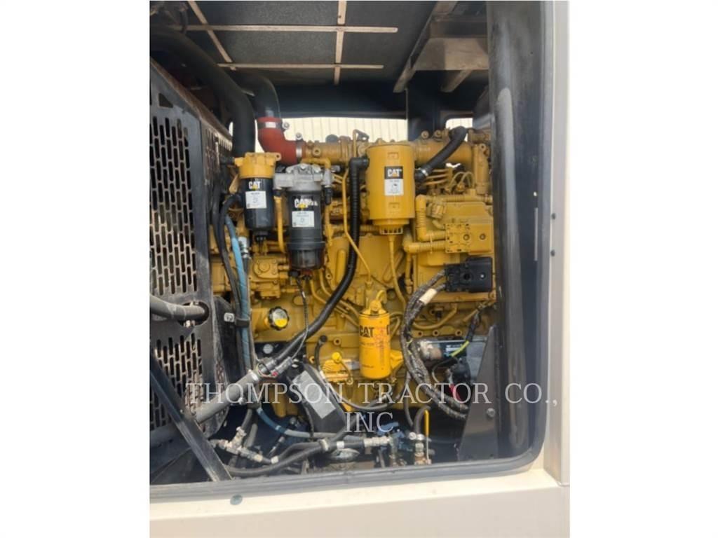 CAT XQ 230 Altri generatori