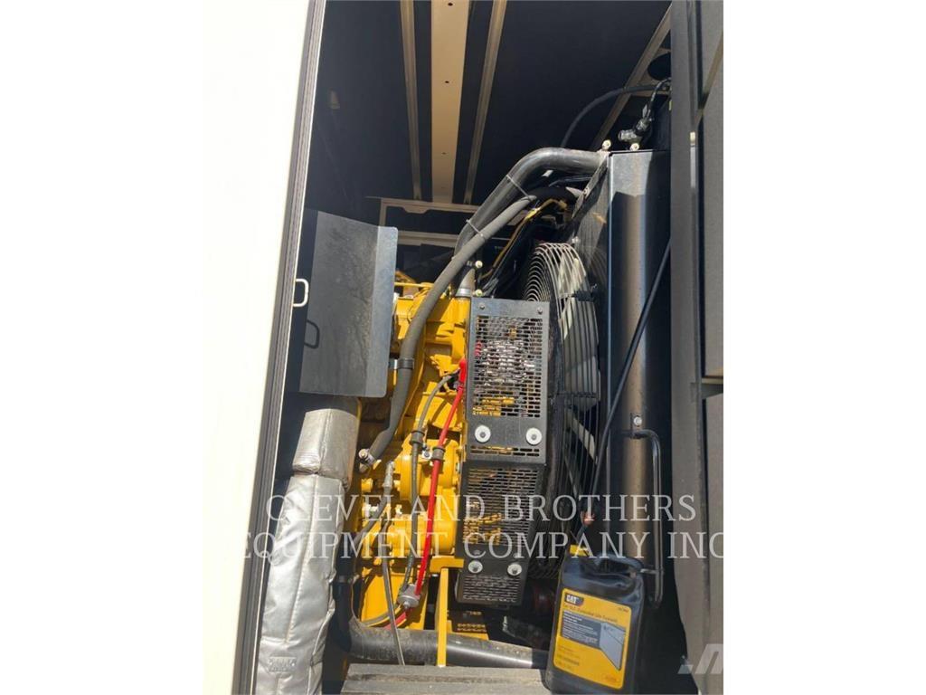 CAT XQ 425 Altri generatori