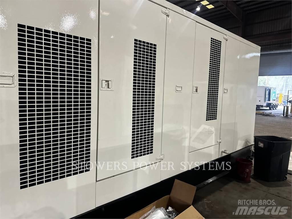 CAT XQ400 Altri generatori