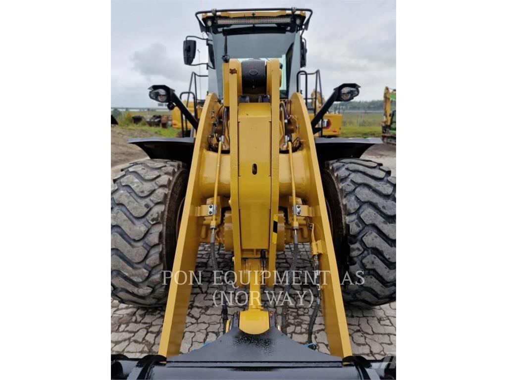 Caterpillar 962-14 Pale gommate