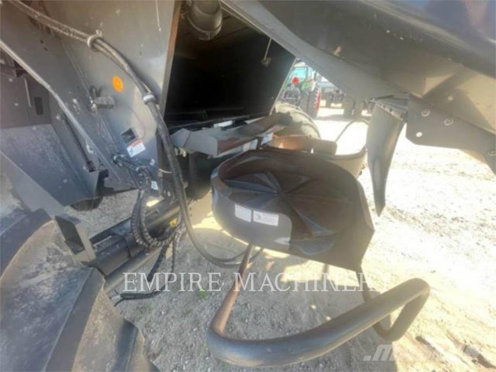 Claas LEXION 740 Altri macchinari per falciare e trinciare