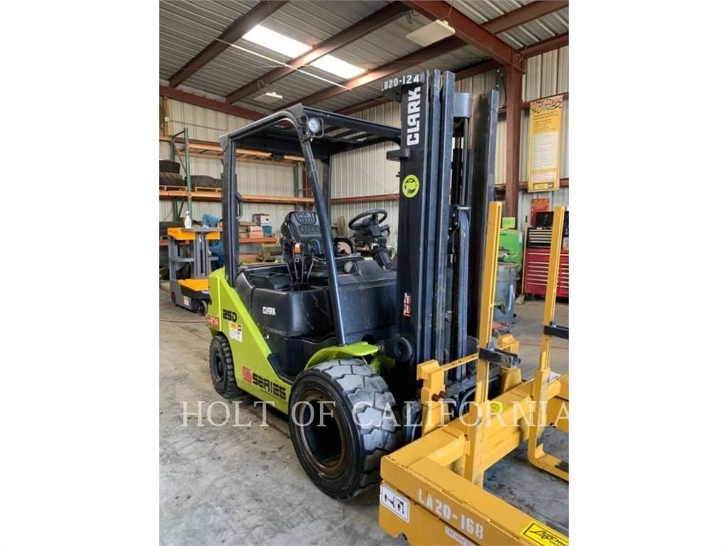 Clark S25D Carrelli elevatori diesel