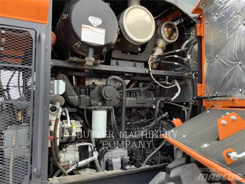 Doosan DL320-7 Pale gommate