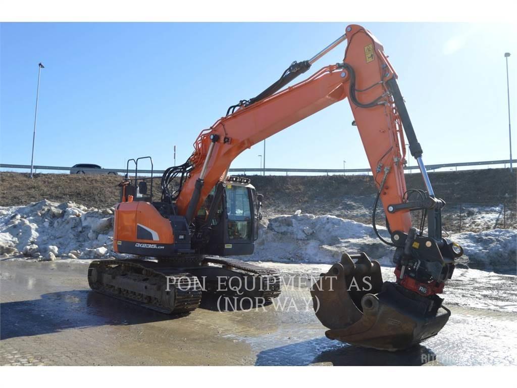 Doosan DX235 Escavatori cingolati