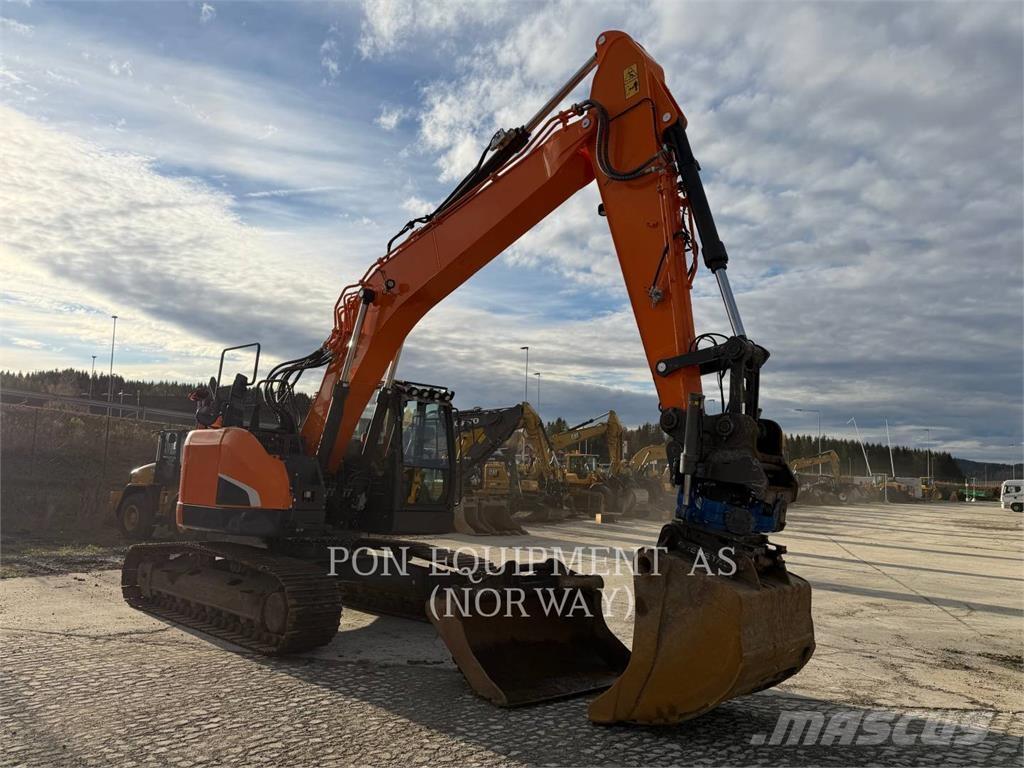 Doosan DX235LCR Escavatori cingolati