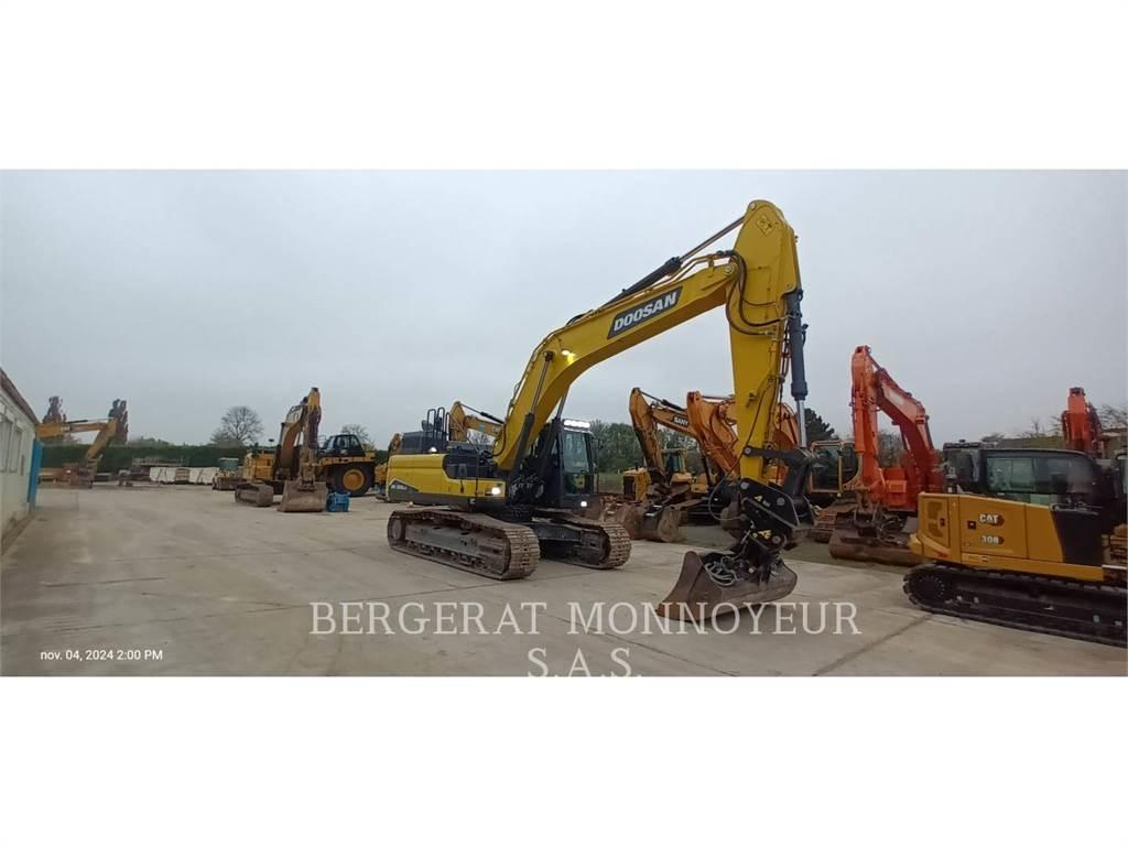 Doosan DX300 Escavatori cingolati