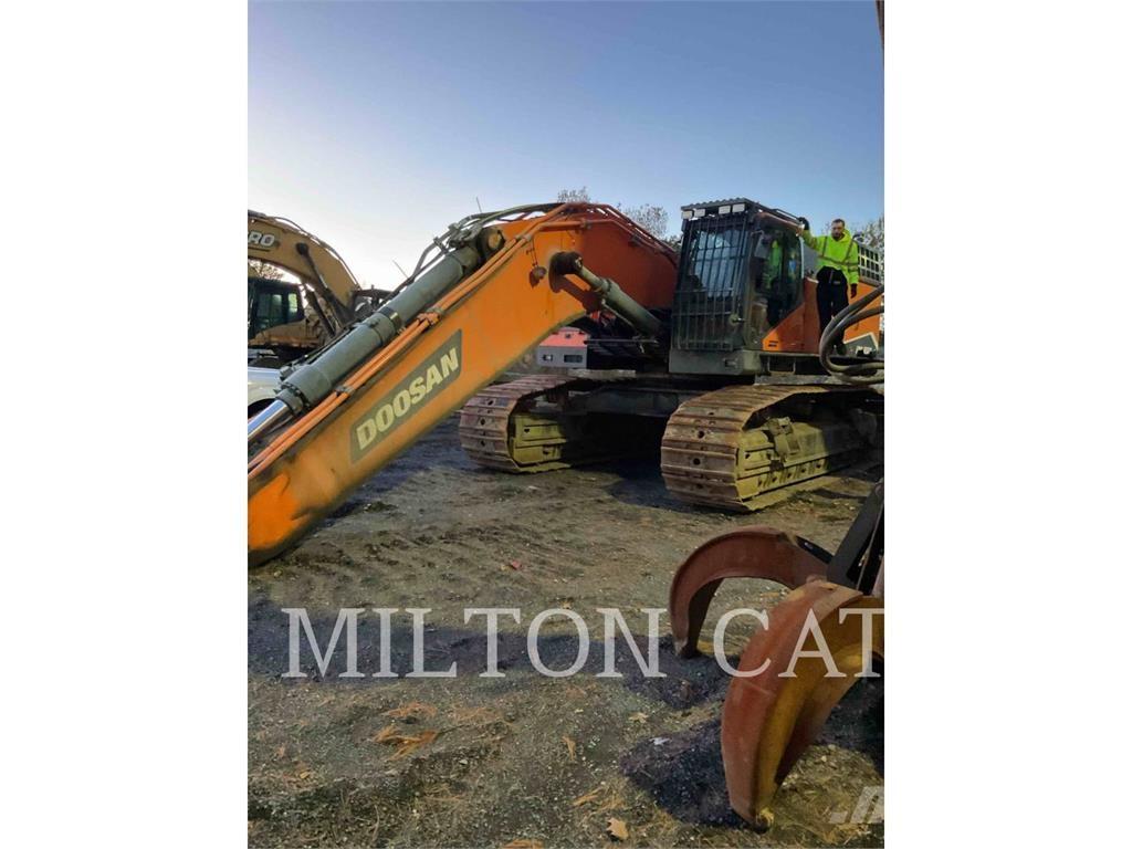 Doosan DX800LC-7 Escavatori cingolati