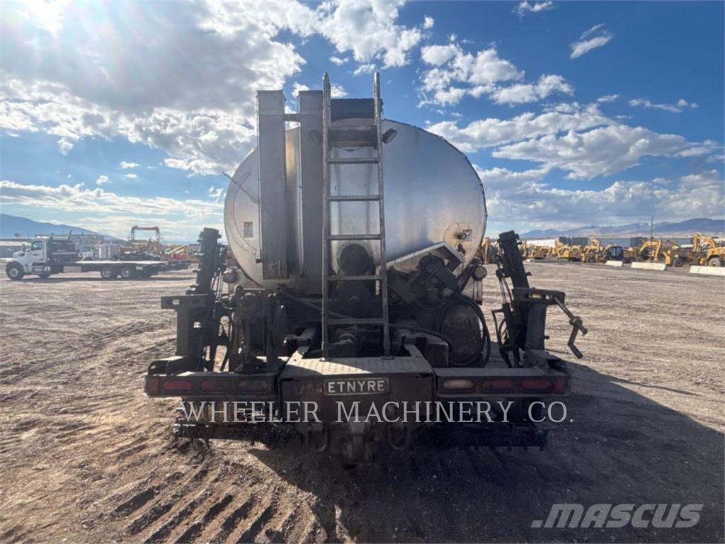  E.D. ETNYRE DIST 3500 Spruzzatrici di bitume