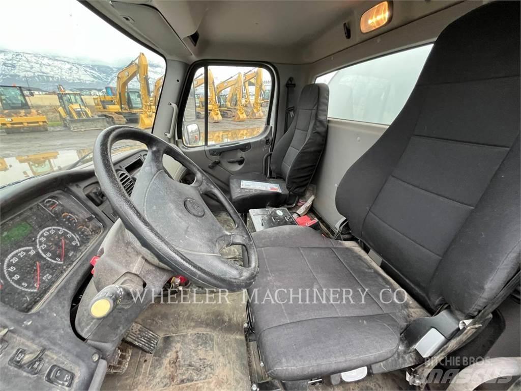 Freightliner WT4000 A Cisterna