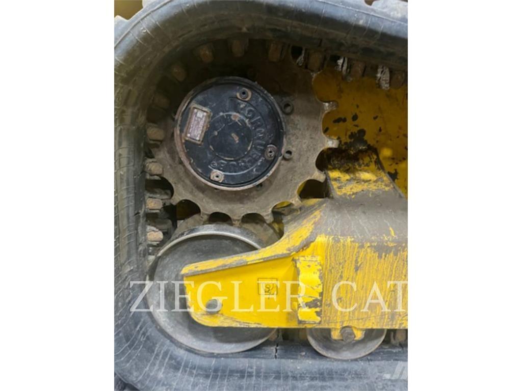 Gehl RT215 Pale cingolate