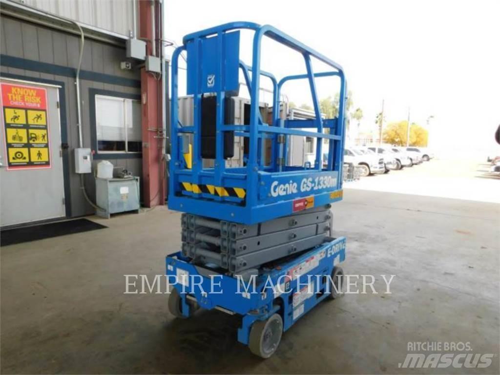Genie GS1330 Piattaforme a braccio articolato