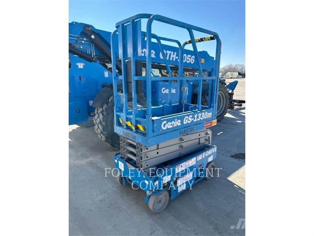 Genie GS1330 Piattaforme a pantografo