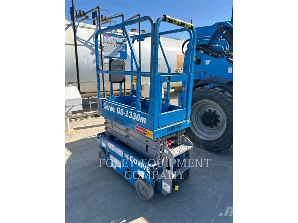 Genie GS1330 Piattaforme a pantografo