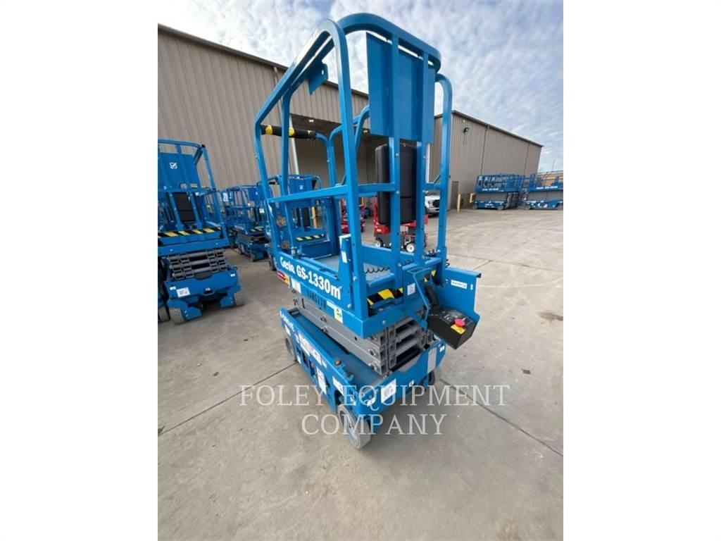 Genie GS1330 Piattaforme a pantografo