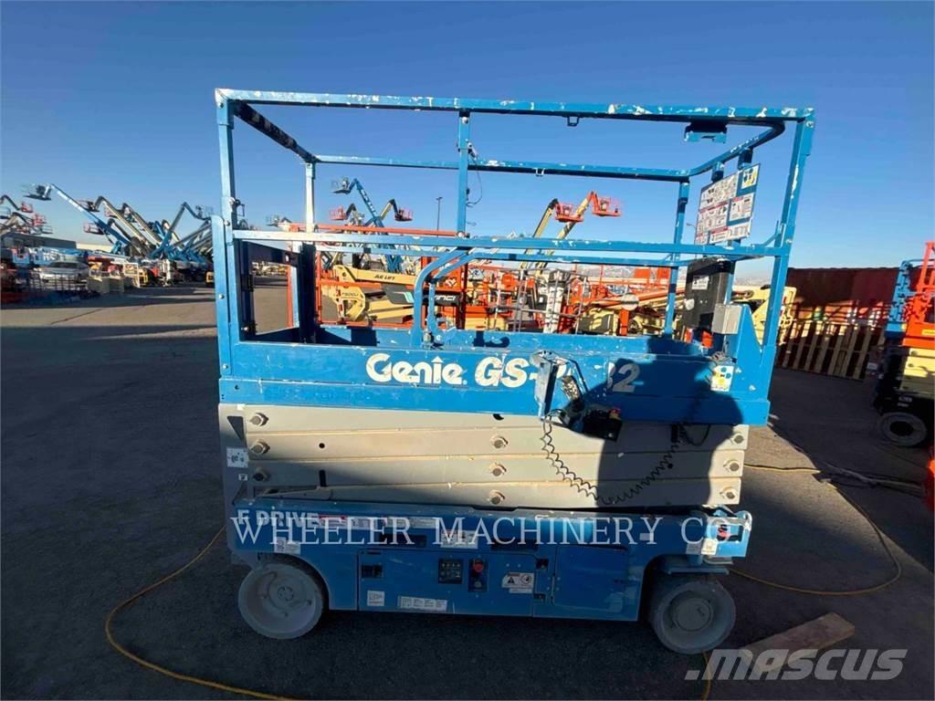 Genie GS2632 Piattaforme a pantografo