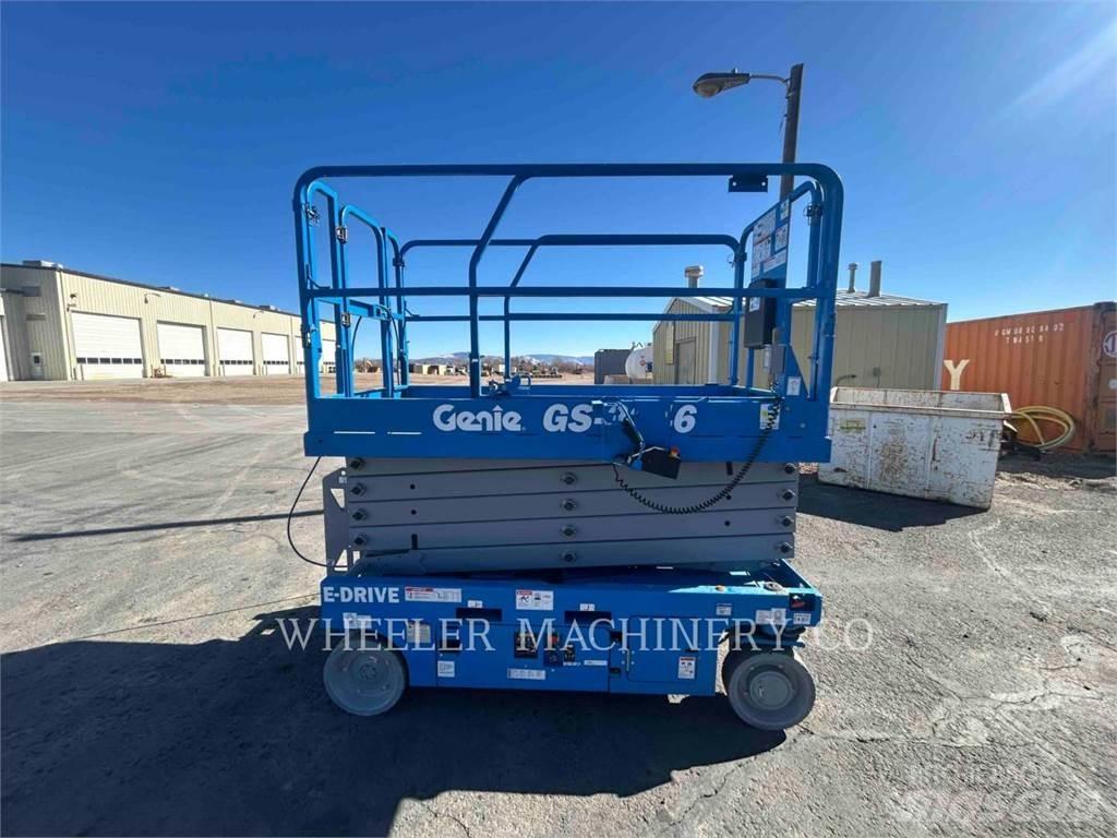 Genie GS3246 Piattaforme a pantografo