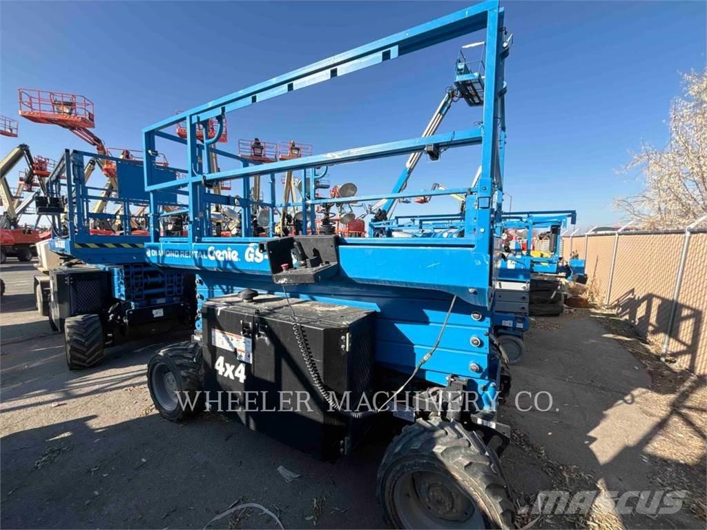 Genie GS3369 RT Piattaforme a pantografo